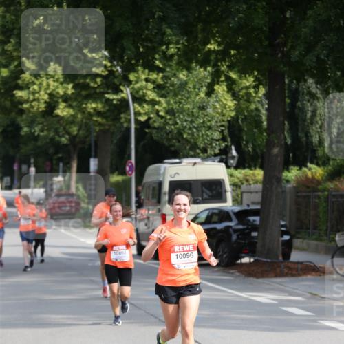15.06.2025 - REWE Women's Run Jannik Wohlers http://msf.ph/oto/7948549 15.06.2025 09:47:08 Laufen 10862, 10096 meine-sportfotos.de
