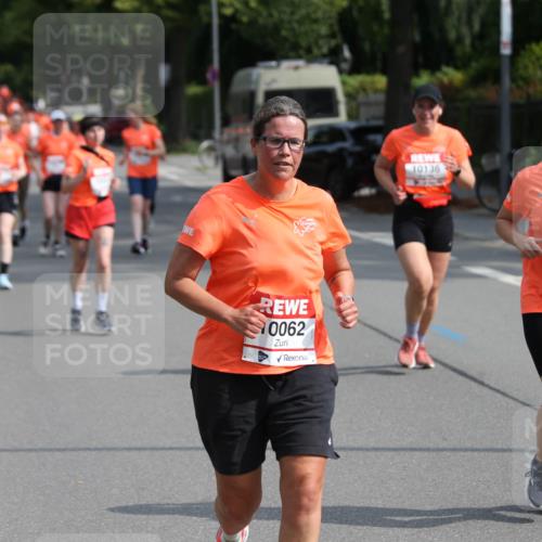 15.06.2025 - REWE Women's Run Jannik Wohlers http://msf.ph/oto/7948571 15.06.2025 09:47:13 Laufen 0062, 10136, 10862 meine-sportfotos.de