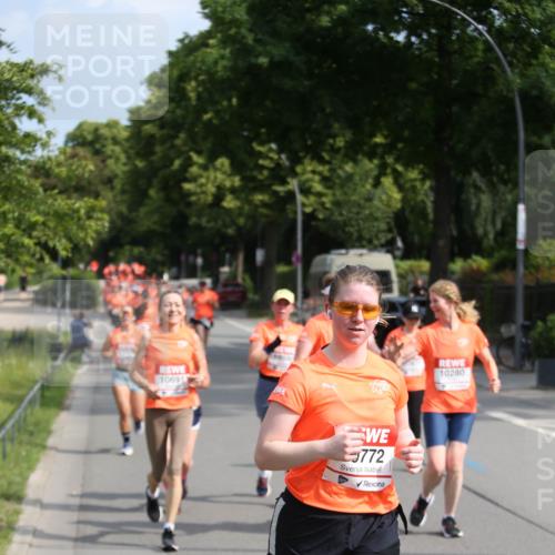 15.06.2025 - REWE Women's Run Jannik Wohlers http://msf.ph/oto/7948627 15.06.2025 09:47:19 Laufen 10691, 10600, 772, 10280 meine-sportfotos.de