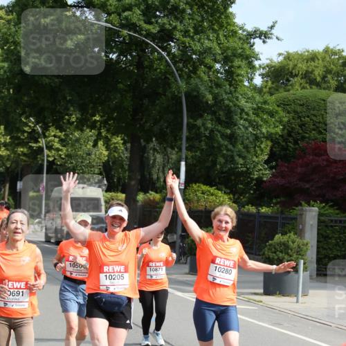 15.06.2025 - REWE Women's Run Jannik Wohlers http://msf.ph/oto/7948648 15.06.2025 09:47:20 Laufen 10205, 10871, 0691, 1050, 10280 meine-sportfotos.de