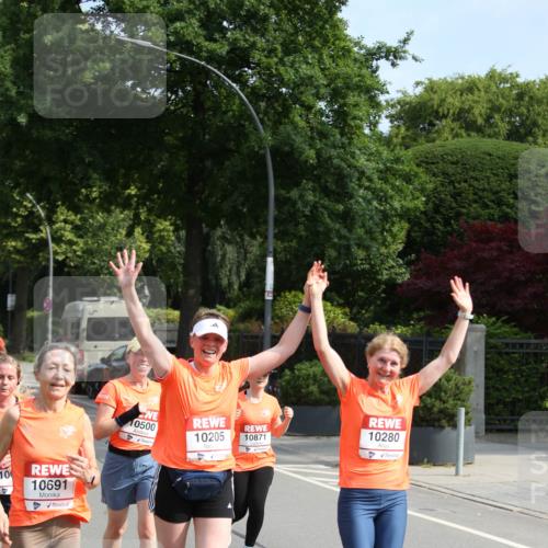 15.06.2025 - REWE Women's Run Jannik Wohlers http://msf.ph/oto/7948657 15.06.2025 09:47:21 Laufen 100, 10691, 10500, 10205, 10871, 10280 meine-sportfotos.de
