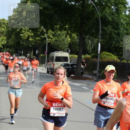 15.06.2025 - REWE Women's Run Jannik Wohlers http://msf.ph/oto/7948677 15.06.2025 09:47:22 Laufen 10173, 10087, 10500 meine-sportfotos.de