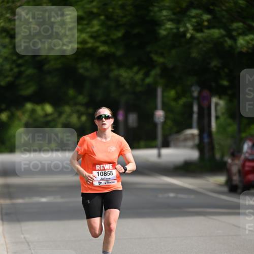 15.06.2025 - REWE Women's Run Dr. Thomas Lammeyer http://msf.ph/oto/7948756 15.06.2025 09:31:55 Laufen 10858 meine-sportfotos.de