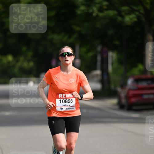 15.06.2025 - REWE Women's Run Dr. Thomas Lammeyer http://msf.ph/oto/7948807 15.06.2025 09:31:56 Laufen 10858 meine-sportfotos.de