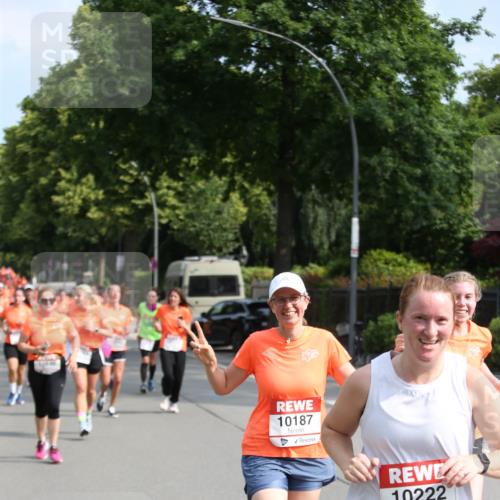 15.06.2025 - REWE Women's Run Jannik Wohlers http://msf.ph/oto/7948877 15.06.2025 09:47:33 Laufen 106, 16, 10187, 10222 meine-sportfotos.de