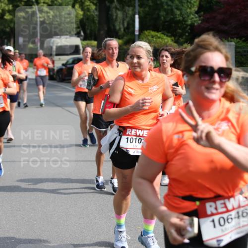 15.06.2025 - REWE Women's Run Jannik Wohlers http://msf.ph/oto/7948927 15.06.2025 09:47:38 Laufen 10653, 1010, 10103, 10646 meine-sportfotos.de