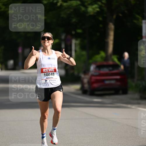 15.06.2025 - REWE Women's Run Dr. Thomas Lammeyer http://msf.ph/oto/7949034 15.06.2025 09:33:50 Laufen 10848 meine-sportfotos.de
