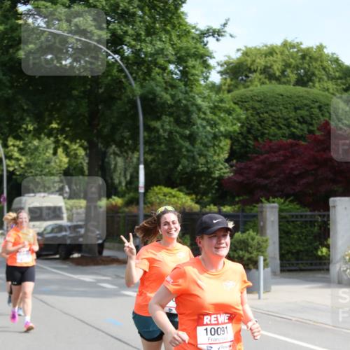 15.06.2025 - REWE Women's Run Jannik Wohlers http://msf.ph/oto/7949079 15.06.2025 09:47:45 Laufen 10091 meine-sportfotos.de