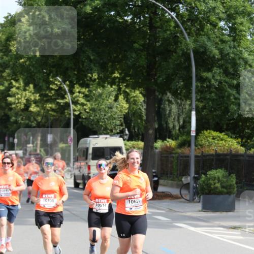 15.06.2025 - REWE Women's Run Jannik Wohlers http://msf.ph/oto/7949114 15.06.2025 09:47:46 Laufen 10845, 10708, 10514, 10651 meine-sportfotos.de