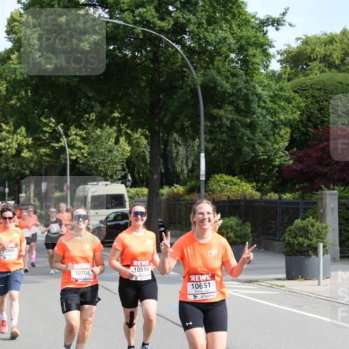 15.06.2025 - REWE Women's Run Jannik Wohlers http://msf.ph/oto/7949133 15.06.2025 09:47:48 Laufen 10845, 10708, 10514, 10651 meine-sportfotos.de