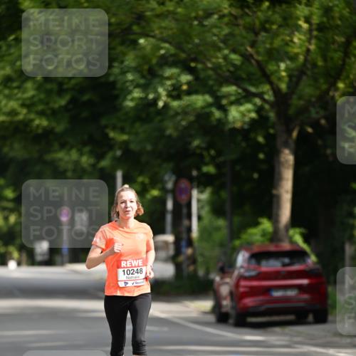 15.06.2025 - REWE Women's Run Dr. Thomas Lammeyer http://msf.ph/oto/7949164 15.06.2025 09:34:07 Laufen 10248 meine-sportfotos.de