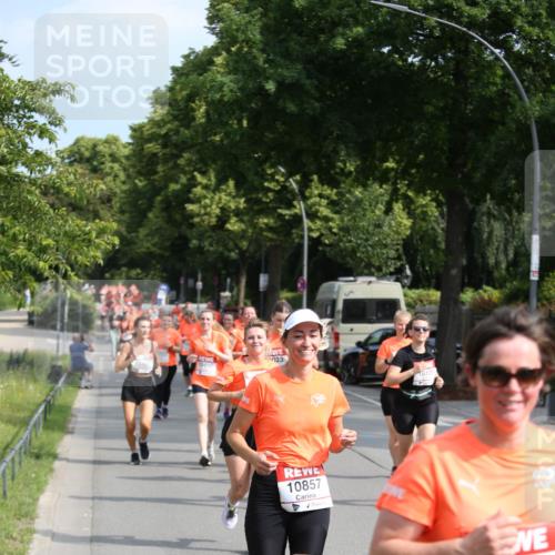 15.06.2025 - REWE Women's Run Jannik Wohlers http://msf.ph/oto/7949219 15.06.2025 09:47:51 Laufen 10492, 023, 10857, 10125, 1084 meine-sportfotos.de