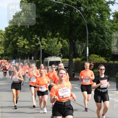 15.06.2025 - REWE Women's Run Jannik Wohlers http://msf.ph/oto/7949240 15.06.2025 09:47:53 Laufen 10360, 10492, 10155, 10346, 10736, 125 meine-sportfotos.de