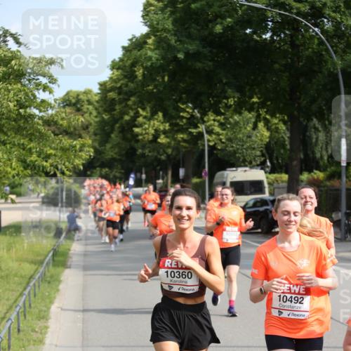 15.06.2025 - REWE Women's Run Jannik Wohlers http://msf.ph/oto/7949312 15.06.2025 09:47:56 Laufen 10360, 10492 meine-sportfotos.de