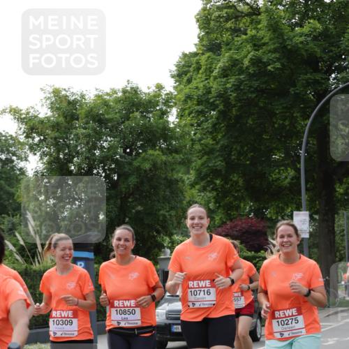 15.06.2025 - REWE Women's Run Jannik Wohlers http://msf.ph/oto/7949335 15.06.2025 08:31:41 Laufen 435, 10850, 10309, 10716, 557, 10275 meine-sportfotos.de