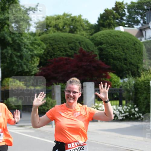 15.06.2025 - REWE Women's Run Jannik Wohlers http://msf.ph/oto/7949400 15.06.2025 09:48:01 Laufen 4, 10592 meine-sportfotos.de