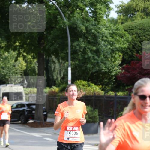 15.06.2025 - REWE Women's Run Jannik Wohlers http://msf.ph/oto/7949403 15.06.2025 09:48:02 Laufen 10535 meine-sportfotos.de
