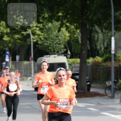15.06.2025 - REWE Women's Run Jannik Wohlers http://msf.ph/oto/7949431 15.06.2025 09:48:04 Laufen 10734, 10640 meine-sportfotos.de