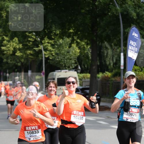 15.06.2025 - REWE Women's Run Jannik Wohlers http://msf.ph/oto/7949553 15.06.2025 09:48:11 Laufen 06, 30, 10833, 6, 10230, 10876 meine-sportfotos.de