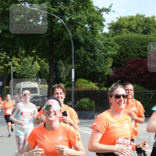 15.06.2025 - REWE Women's Run Jannik Wohlers http://msf.ph/oto/7949577 15.06.2025 09:48:13 Laufen 10002, 10833 meine-sportfotos.de