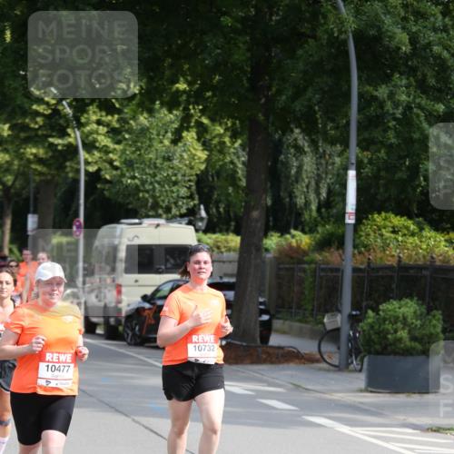15.06.2025 - REWE Women's Run Jannik Wohlers http://msf.ph/oto/7949699 15.06.2025 09:48:23 Laufen 10477, 10732 meine-sportfotos.de