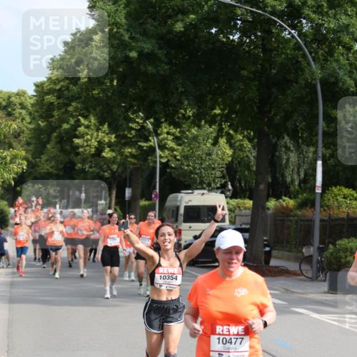 15.06.2025 - REWE Women's Run Jannik Wohlers http://msf.ph/oto/7949724 15.06.2025 09:48:25 Laufen 1080, 10354, 10477 meine-sportfotos.de