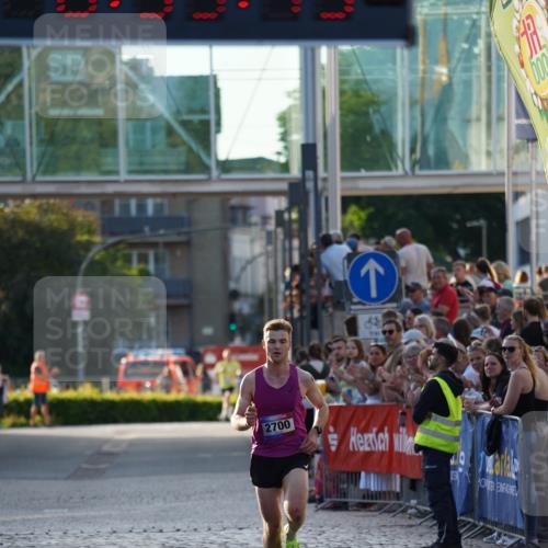 13.06.2025 - Holstenköstenlauf Felixshl http://msf.ph/oto/7949811 13.06.2025 19:35:49 Laufen 2700 meine-sportfotos.de