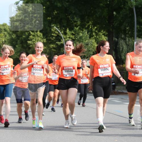 15.06.2025 - REWE Women's Run Jannik Wohlers http://msf.ph/oto/7949828 15.06.2025 09:48:34 Laufen 10017, 10383, 10043, 0836, 10046, 10638, 10805, 13, 10750 meine-sportfotos.de