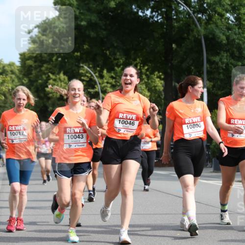 15.06.2025 - REWE Women's Run Jannik Wohlers http://msf.ph/oto/7949837 15.06.2025 09:48:35 Laufen 10017, 10043, 10046, 10638, 10805, 3 meine-sportfotos.de