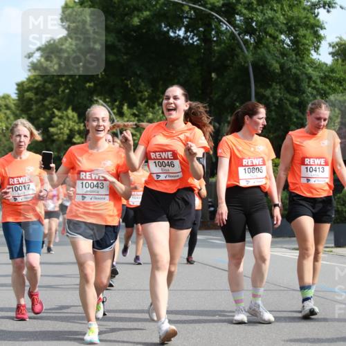 15.06.2025 - REWE Women's Run Jannik Wohlers http://msf.ph/oto/7949850 15.06.2025 09:48:35 Laufen 10017, 10043, 1045, 10046, 10805, 10413 meine-sportfotos.de
