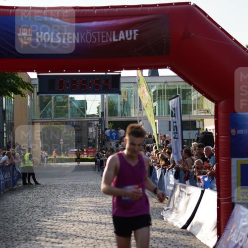 13.06.2025 - Holstenköstenlauf Felixshl http://msf.ph/oto/7949923 13.06.2025 19:35:53 Laufen 2700 meine-sportfotos.de