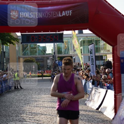 13.06.2025 - Holstenköstenlauf Felixshl http://msf.ph/oto/7949945 13.06.2025 19:35:53 Laufen 2700 meine-sportfotos.de
