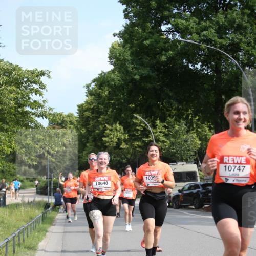 15.06.2025 - REWE Women's Run Jannik Wohlers http://msf.ph/oto/7949988 15.06.2025 09:48:50 Laufen 10, 10648, 10309, 1039, 10747 meine-sportfotos.de