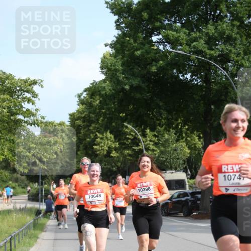 15.06.2025 - REWE Women's Run Jannik Wohlers http://msf.ph/oto/7949993 15.06.2025 09:48:51 Laufen 10648, 10309, 10398, 10747 meine-sportfotos.de