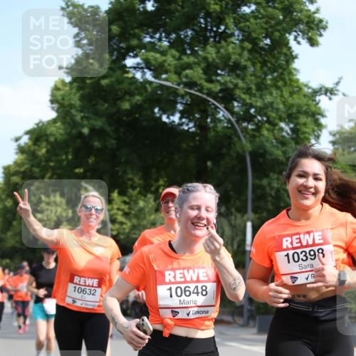 15.06.2025 - REWE Women's Run Jannik Wohlers http://msf.ph/oto/7950035 15.06.2025 09:48:53 Laufen 10398, 10632, 10648 meine-sportfotos.de