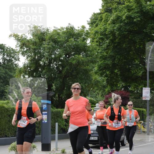 15.06.2025 - REWE Women's Run Jannik Wohlers http://msf.ph/oto/7950076 15.06.2025 08:32:20 Laufen 1043 meine-sportfotos.de