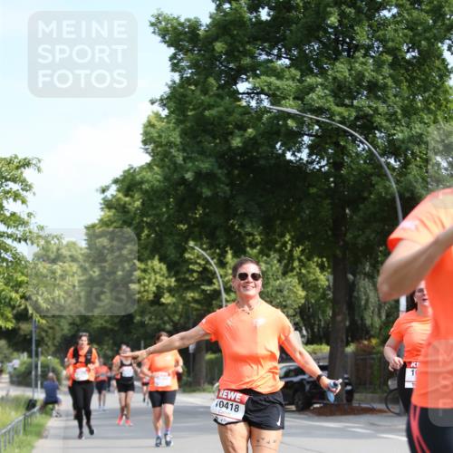 15.06.2025 - REWE Women's Run Jannik Wohlers http://msf.ph/oto/7950078 15.06.2025 09:49:02 Laufen 10418 meine-sportfotos.de