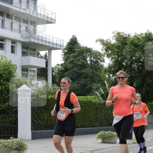 15.06.2025 - REWE Women's Run Jannik Wohlers http://msf.ph/oto/7950107 15.06.2025 08:32:21 Laufen 0782, 10840 meine-sportfotos.de