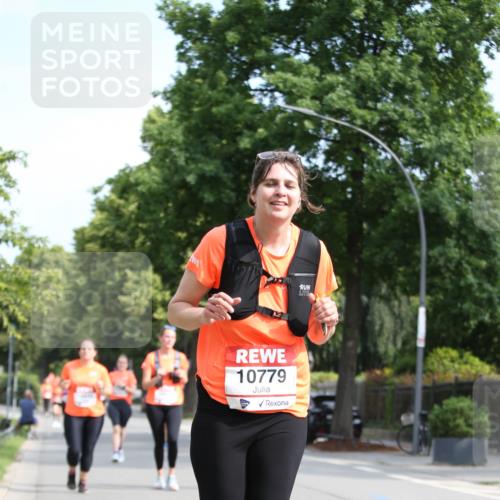 15.06.2025 - REWE Women's Run Jannik Wohlers http://msf.ph/oto/7950157 15.06.2025 09:49:09 Laufen 5, 10779 meine-sportfotos.de