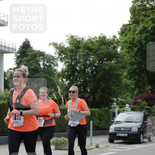 15.06.2025 - REWE Women's Run Jannik Wohlers http://msf.ph/oto/7950179 15.06.2025 08:32:24 Laufen 0842, 10655, 1084, 1043 meine-sportfotos.de