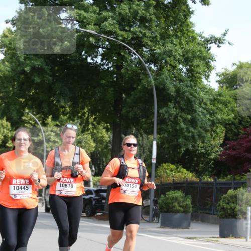 15.06.2025 - REWE Women's Run Jannik Wohlers http://msf.ph/oto/7950194 15.06.2025 09:49:12 Laufen 10445, 10618, 0154 meine-sportfotos.de