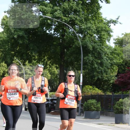 15.06.2025 - REWE Women's Run Jannik Wohlers http://msf.ph/oto/7950199 15.06.2025 09:49:12 Laufen 10445, 10618, 10154 meine-sportfotos.de