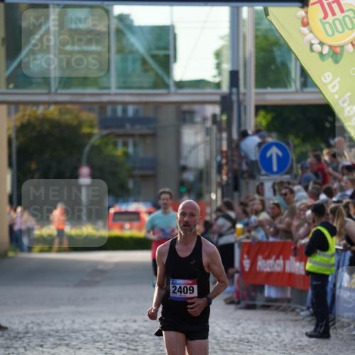 13.06.2025 - Holstenköstenlauf Felixshl http://msf.ph/oto/7950217 13.06.2025 19:36:17 Laufen 2409, 2552 meine-sportfotos.de