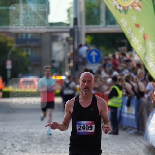 13.06.2025 - Holstenköstenlauf Felixshl http://msf.ph/oto/7950250 13.06.2025 19:36:18 Laufen 2409, 2552 meine-sportfotos.de