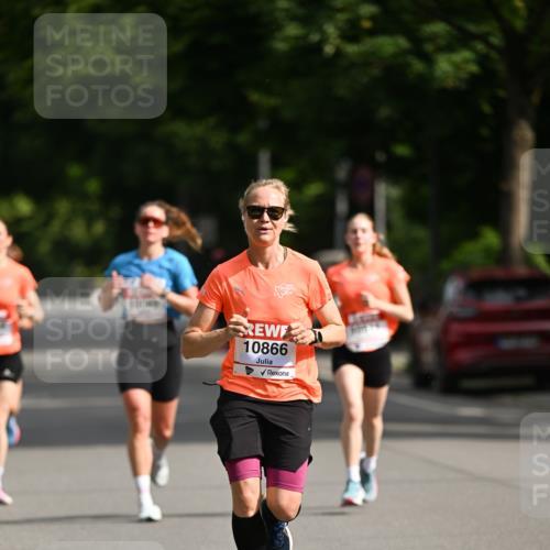 15.06.2025 - REWE Women's Run Dr. Thomas Lammeyer http://msf.ph/oto/7950278 15.06.2025 09:35:42 Laufen 10866 meine-sportfotos.de