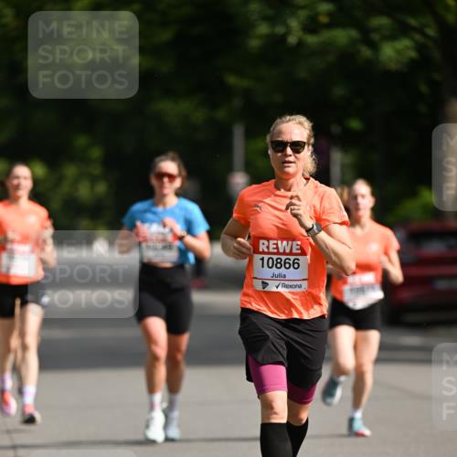 15.06.2025 - REWE Women's Run Dr. Thomas Lammeyer http://msf.ph/oto/7950289 15.06.2025 09:35:42 Laufen 10866 meine-sportfotos.de