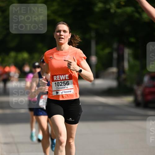15.06.2025 - REWE Women's Run Dr. Thomas Lammeyer http://msf.ph/oto/7950354 15.06.2025 09:35:46 Laufen 10256 meine-sportfotos.de