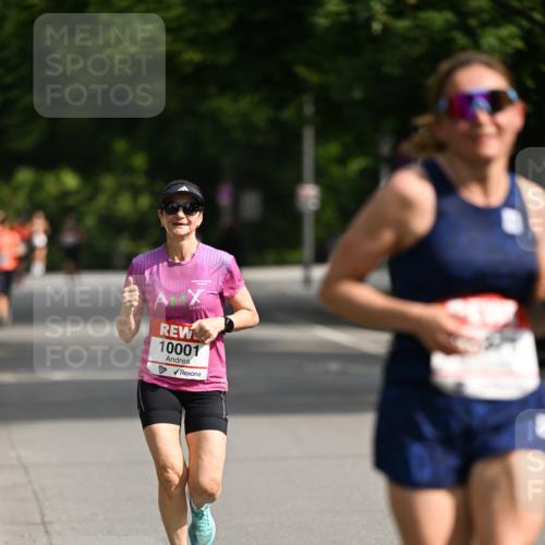 15.06.2025 - REWE Women's Run Dr. Thomas Lammeyer http://msf.ph/oto/7950386 15.06.2025 09:35:48 Laufen 10001 meine-sportfotos.de