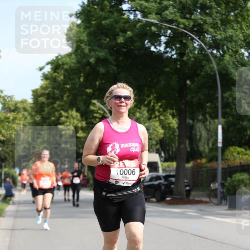 15.06.2025 - REWE Women's Run Jannik Wohlers http://msf.ph/oto/7950388 15.06.2025 09:49:23 Laufen 10006 meine-sportfotos.de