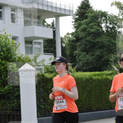 15.06.2025 - REWE Women's Run Jannik Wohlers http://msf.ph/oto/7950405 15.06.2025 08:32:35 Laufen 10044, 10 meine-sportfotos.de